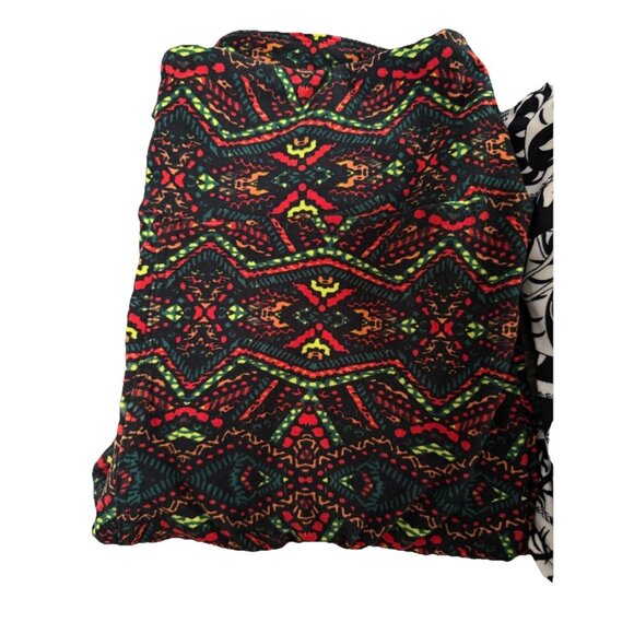 LuLaRoe One Size Leggings Lot of 3 Women’s Snakes Skull Dark Print Patterns *T8 - Picture 2 of 7